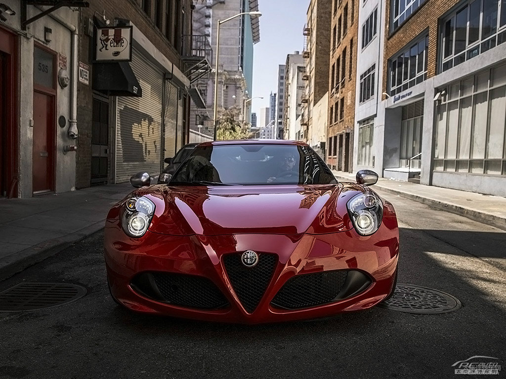 ALFA 4C܇^^DƬ