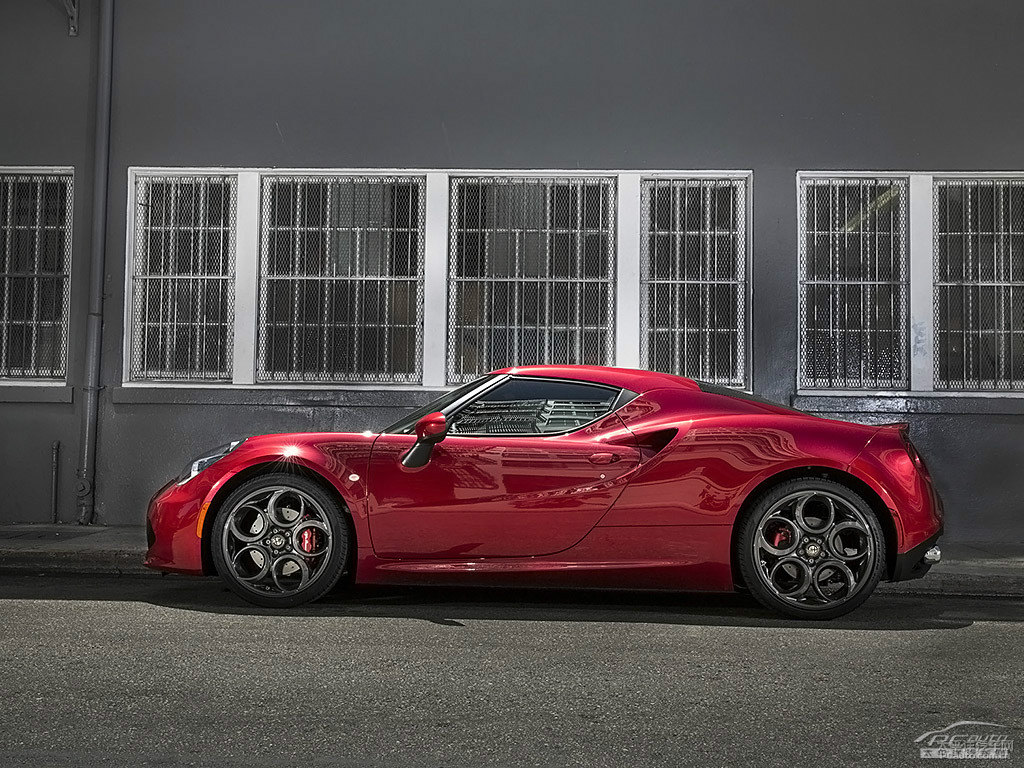 ALFA 4C܇^^DƬ