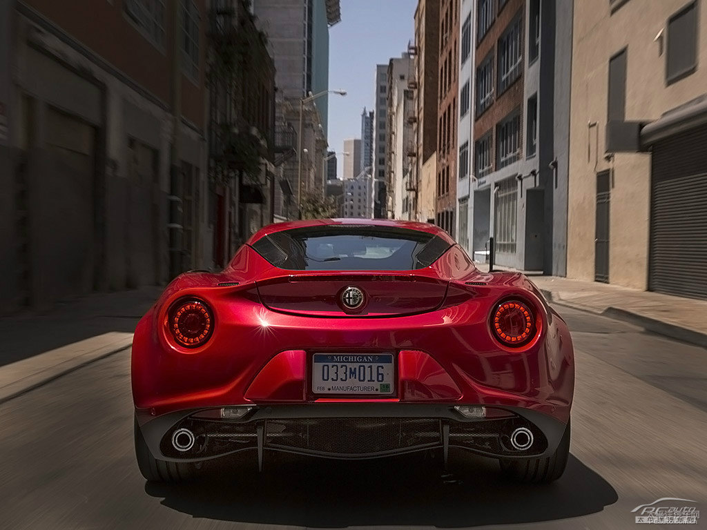 ALFA 4C܇^^DƬ
