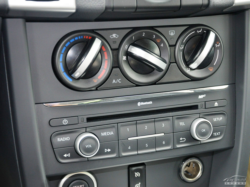 科雷傲(進口)內飾高清大圖