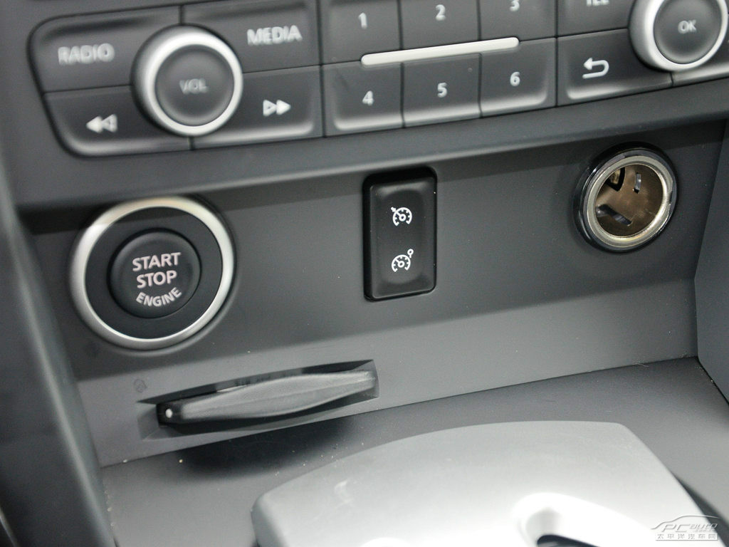 科雷傲(進口)內飾高清大圖