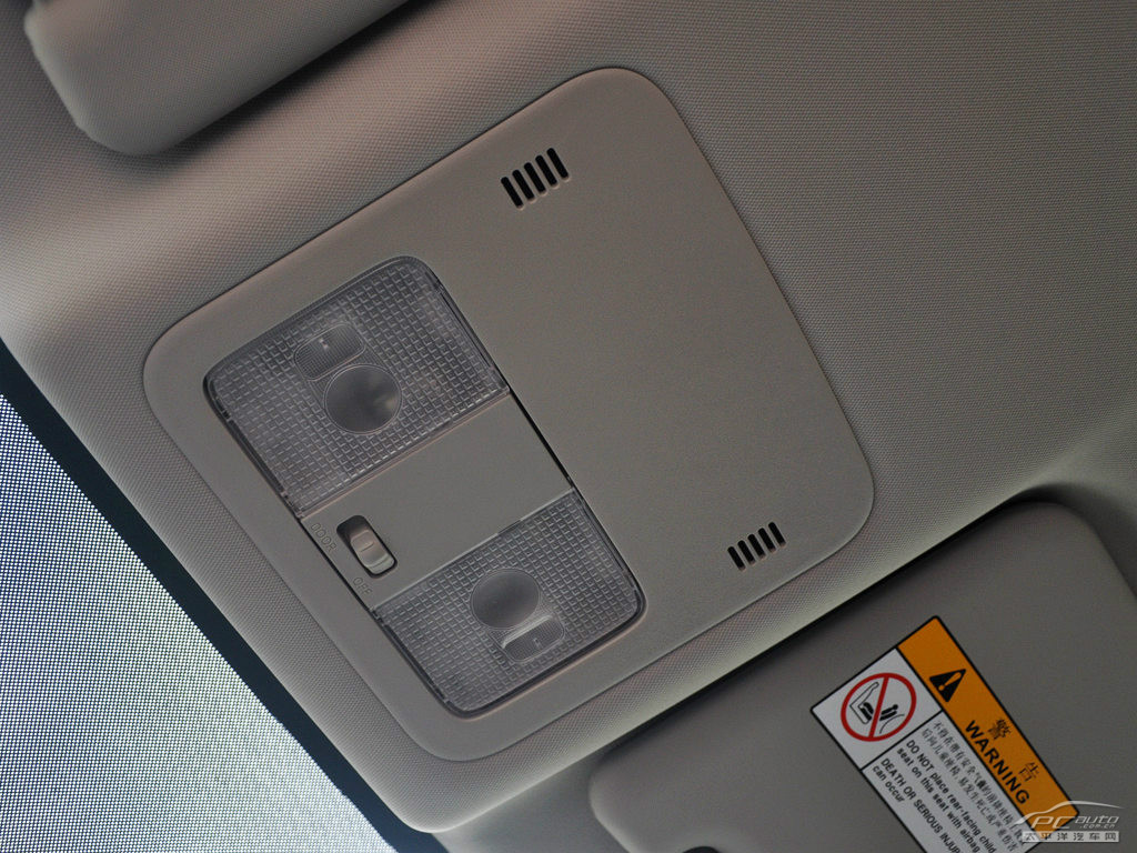 科雷傲(進(jìn)口)內(nèi)飾高清大圖