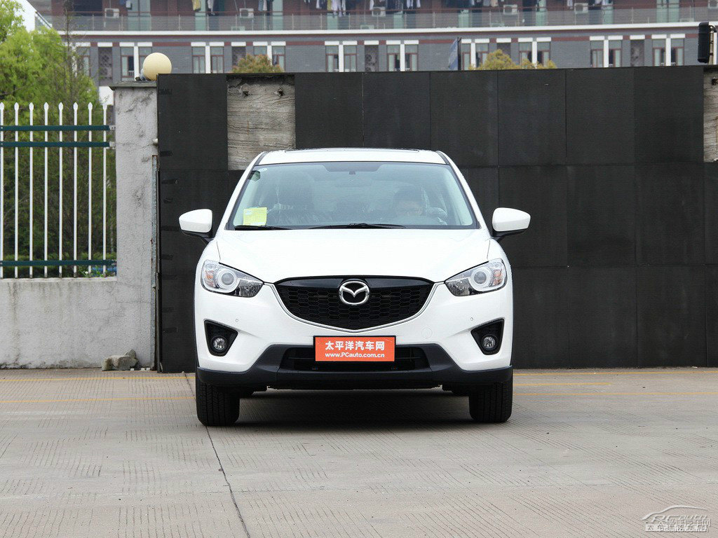 珠光白馬自達(dá)CX-5整車外觀外觀圖片