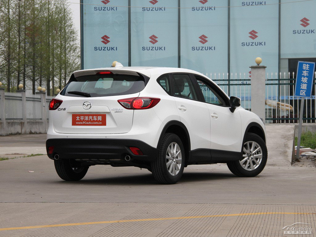 珠光白馬自達(dá)CX-5整車外觀外觀圖片