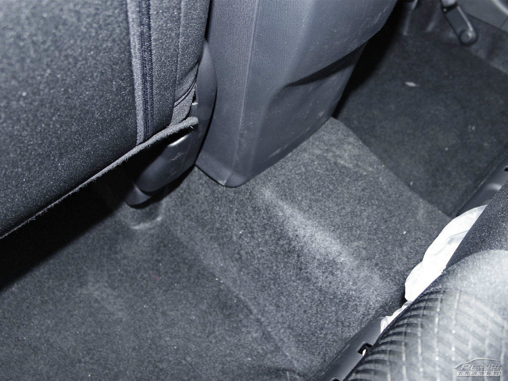 珠光白馬自達(dá)CX-5駕乘空間空間圖片