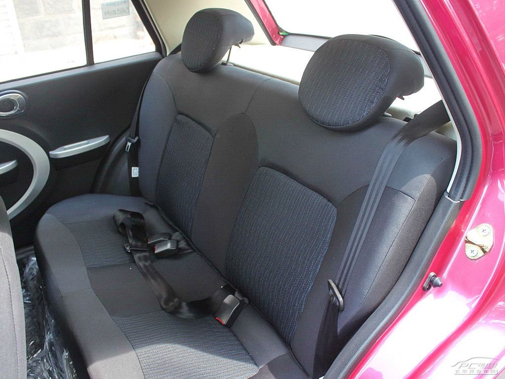 力帆330內(nèi)飾高清大圖