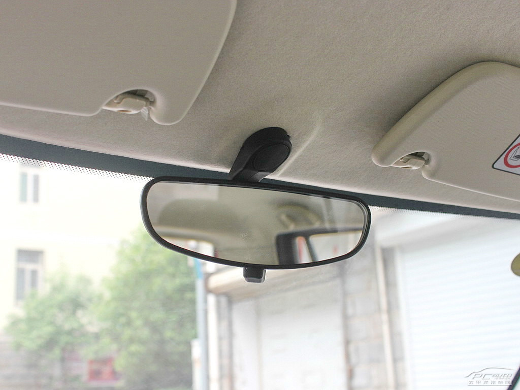 力帆330內(nèi)飾高清大圖