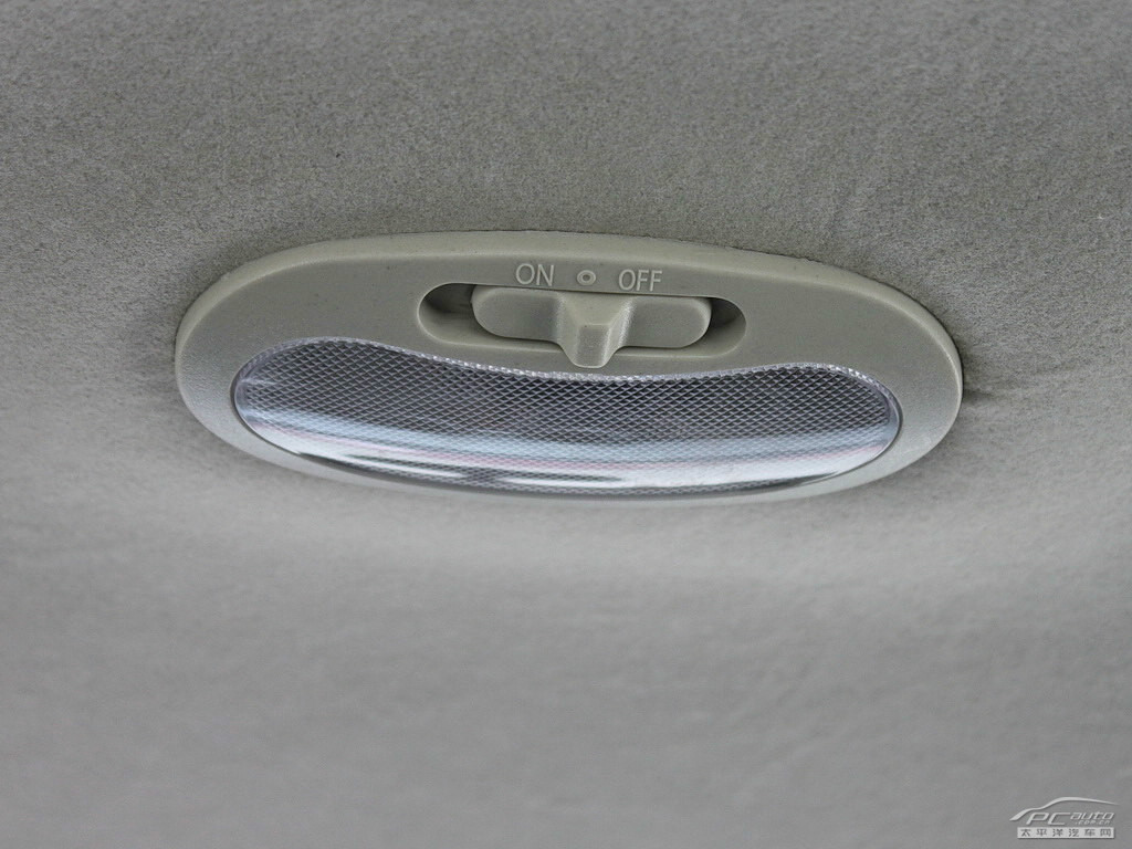 力帆330內(nèi)飾高清大圖