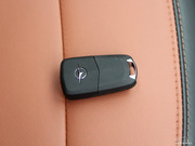 2014款 1.6L 手動(dòng)智尊型 2014款 1.6L 手動(dòng)智尊型