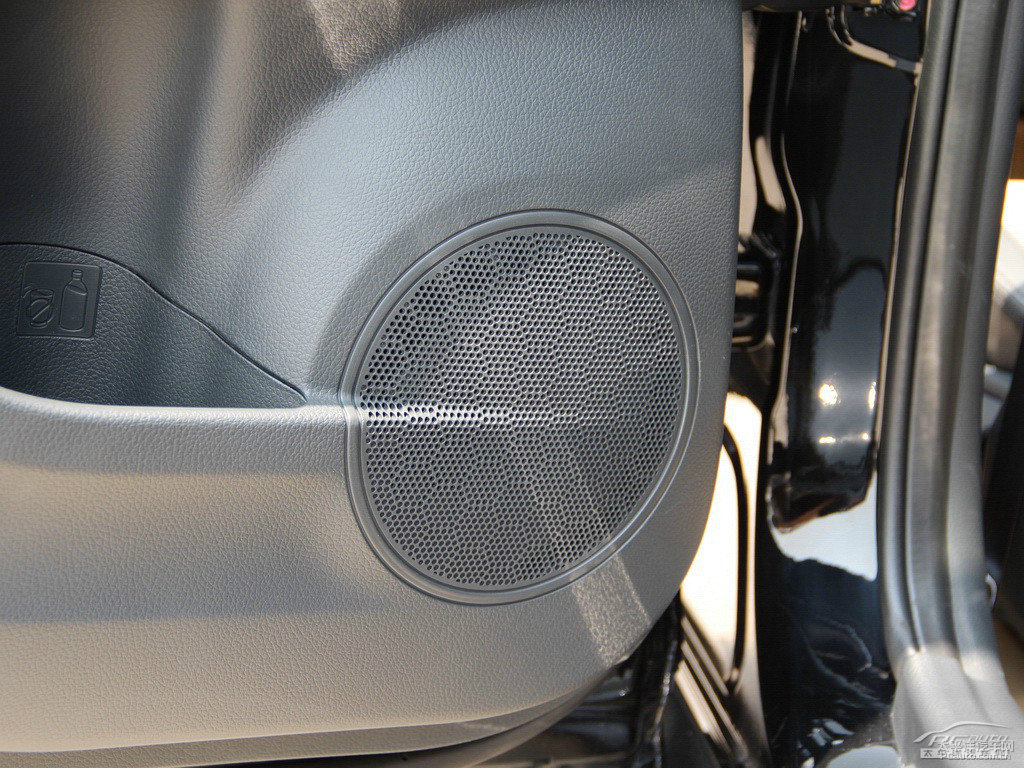 福美來M5車廂內飾圖片