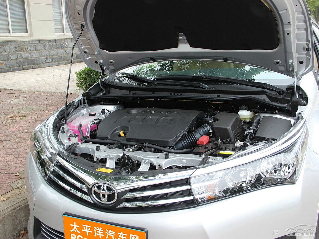 卡羅拉細(xì)節(jié)高清大圖