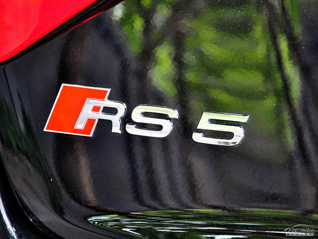 幻影黑奧迪RS 5車尾外觀圖片