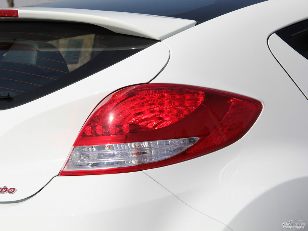 Veloster܇β^DƬ