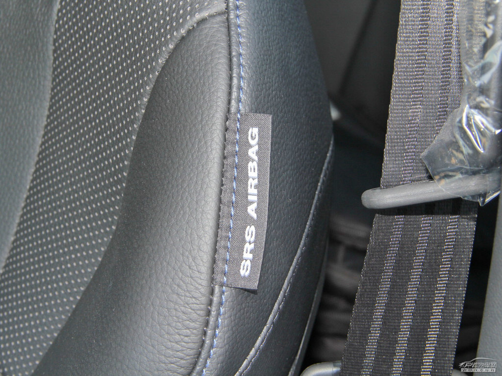 Veloster΃(ni)DƬ