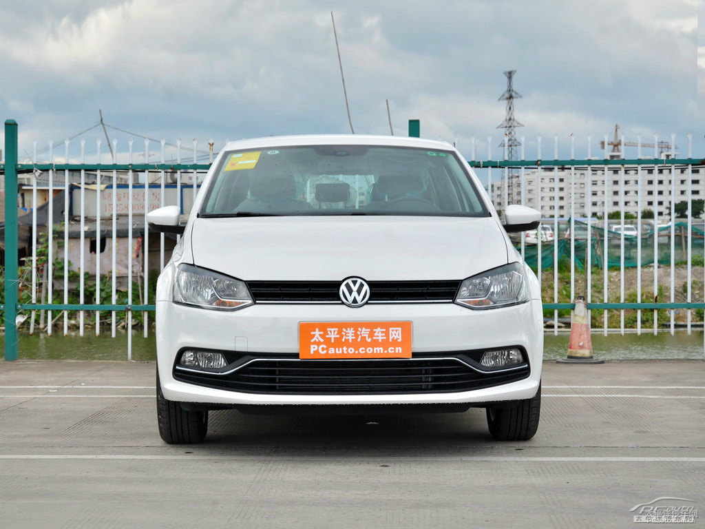極地白大眾Polo整車外觀外觀圖片