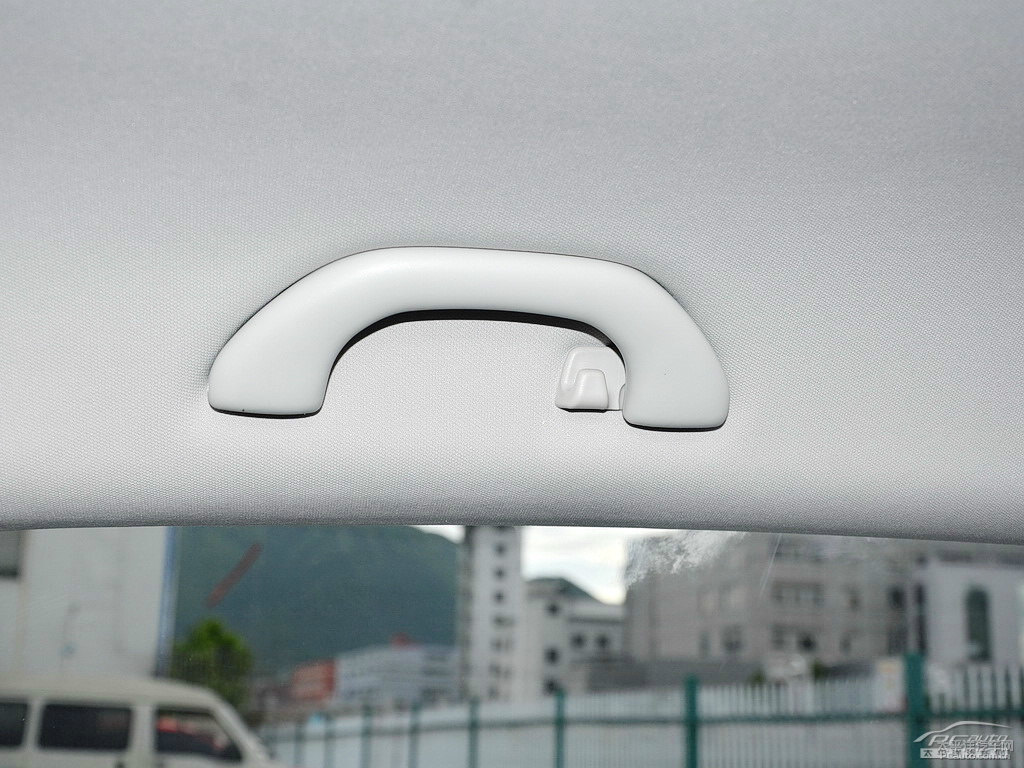 極地白大眾Polo車廂內(nèi)飾圖片