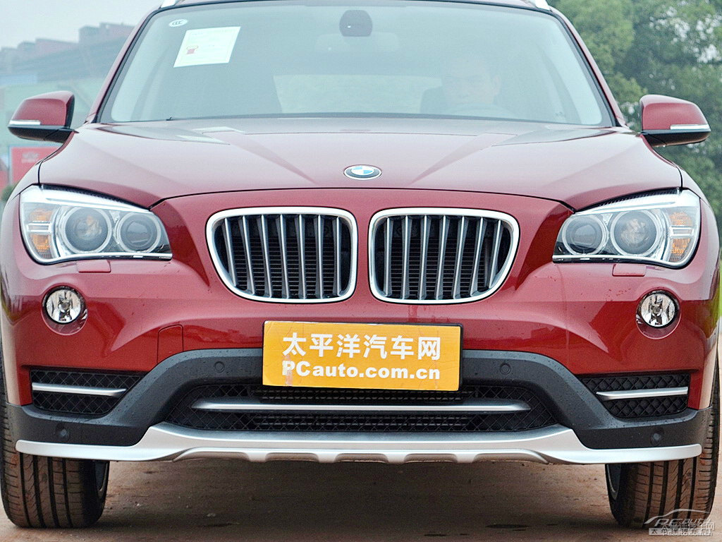 墨爾本紅寶馬X1車頭外觀圖片