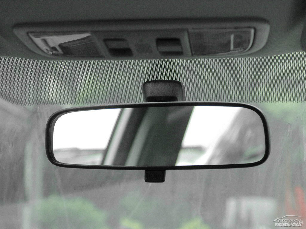 塔夫綢白思域車廂內(nèi)飾圖片