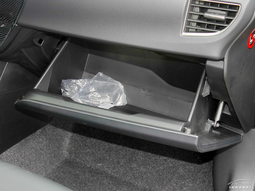 卡羅拉空間高清大圖