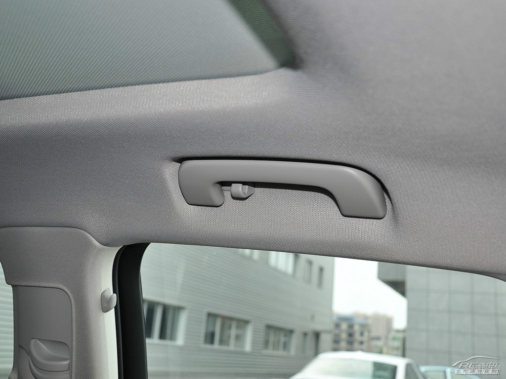 薩摩亞橙奧迪Q3車廂內(nèi)飾圖片