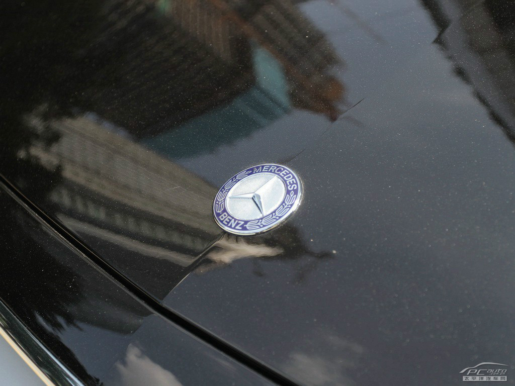 奔馳E級(jí)外觀高清大圖