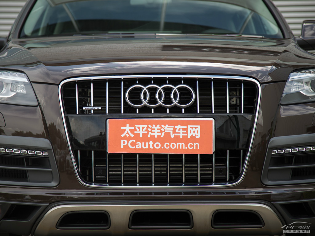 奧迪Q7外觀高清大圖