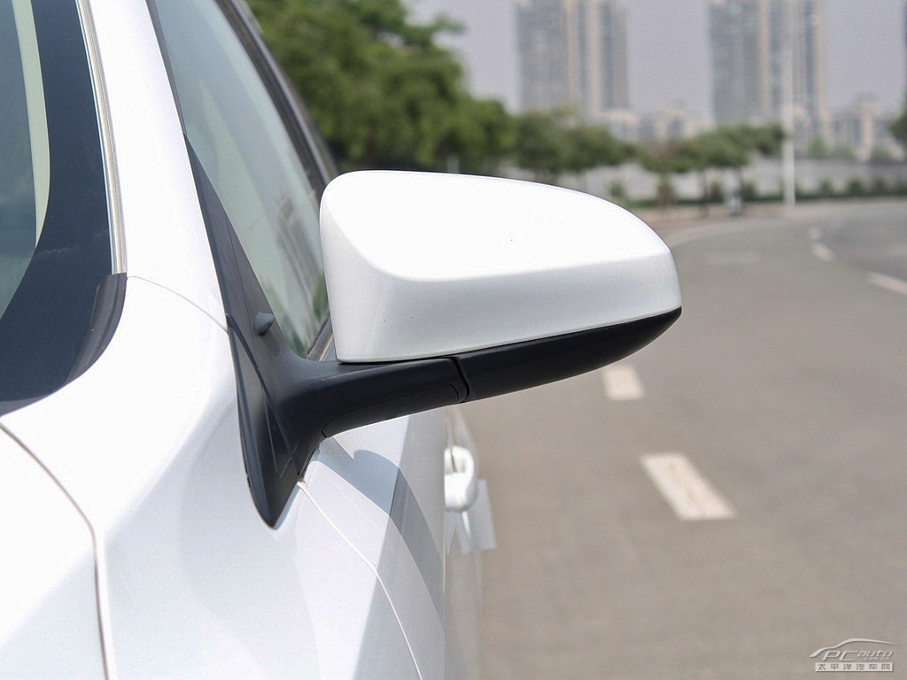 YARiS L 致炫外觀高清大圖
