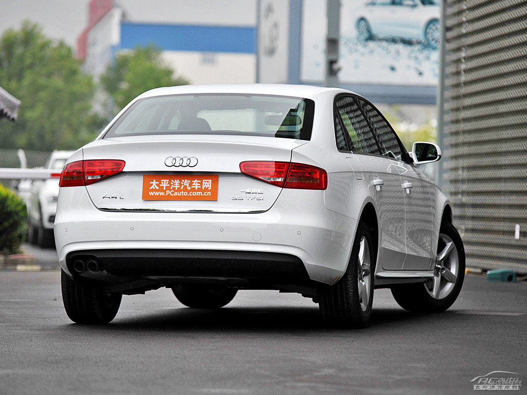 朱鷺白奧迪A4L整車外觀外觀圖片