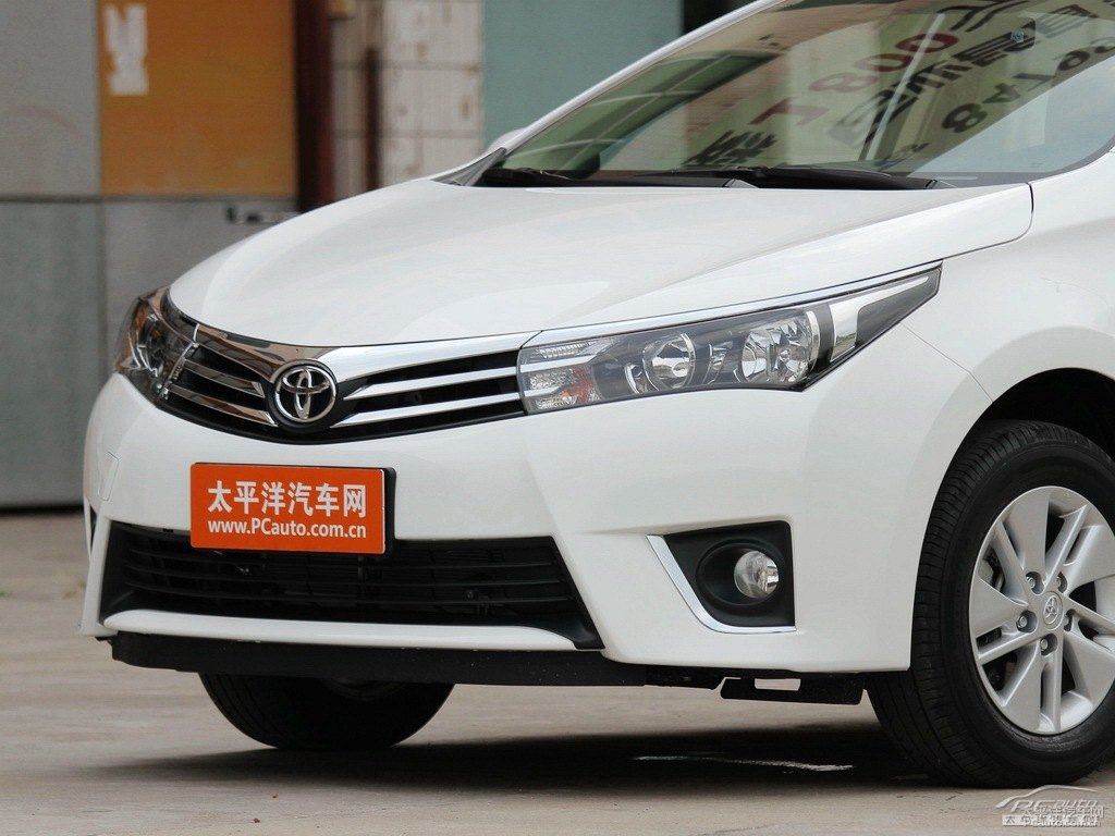 超級白色卡羅拉車頭外觀圖片