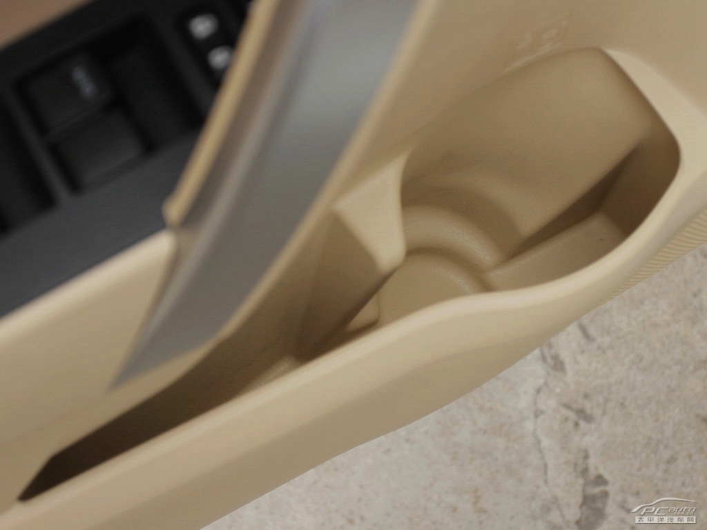 卡羅拉空間高清大圖