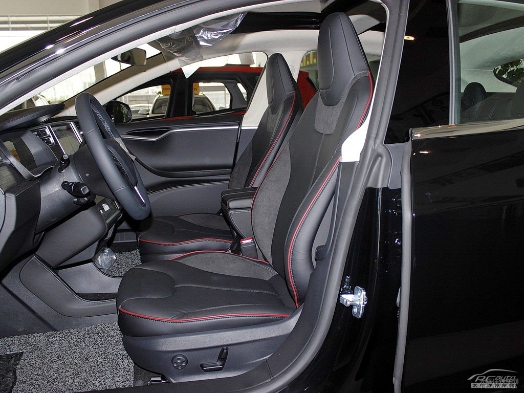 ɫModel S΃(ni)DƬ