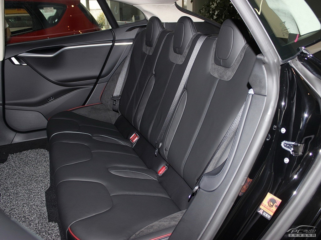 Model S內(nèi)飾高清大圖