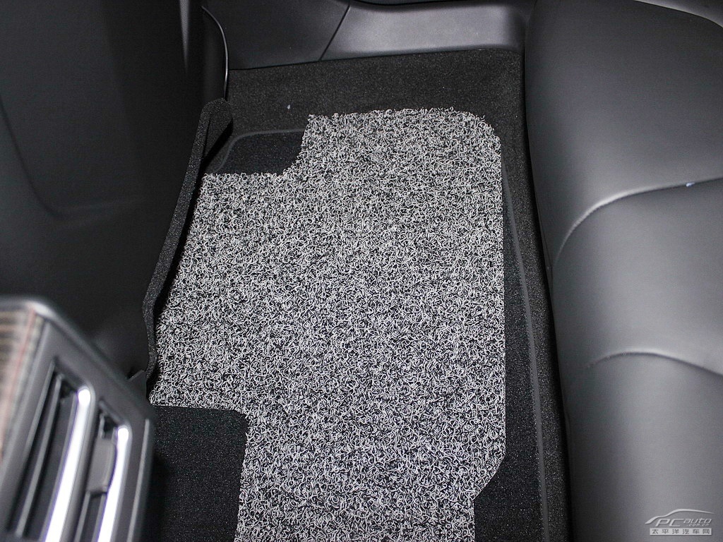 Model S空間高清大圖