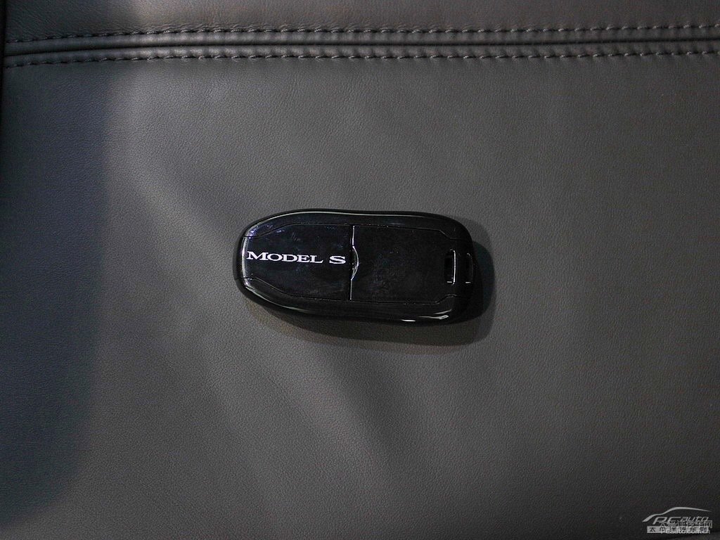 ɫModel S(x)(ji)(x)(ji)DƬ