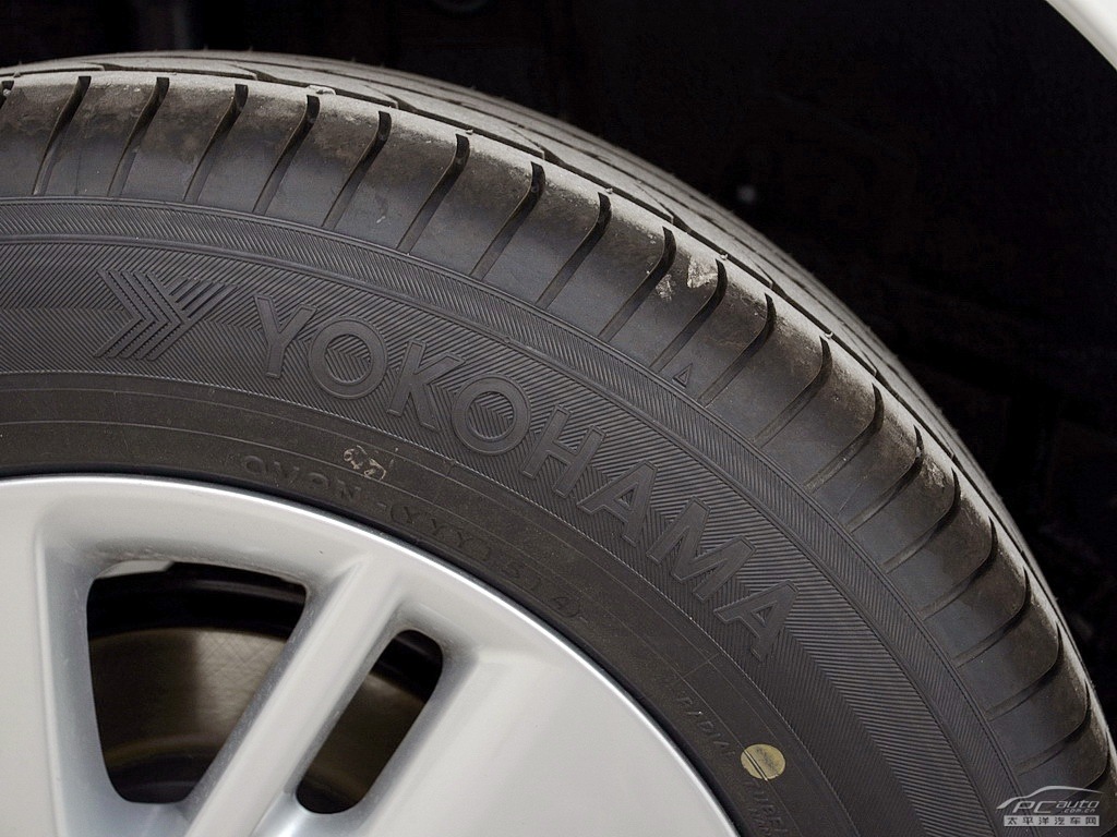 卡羅拉細節(jié)高清大圖