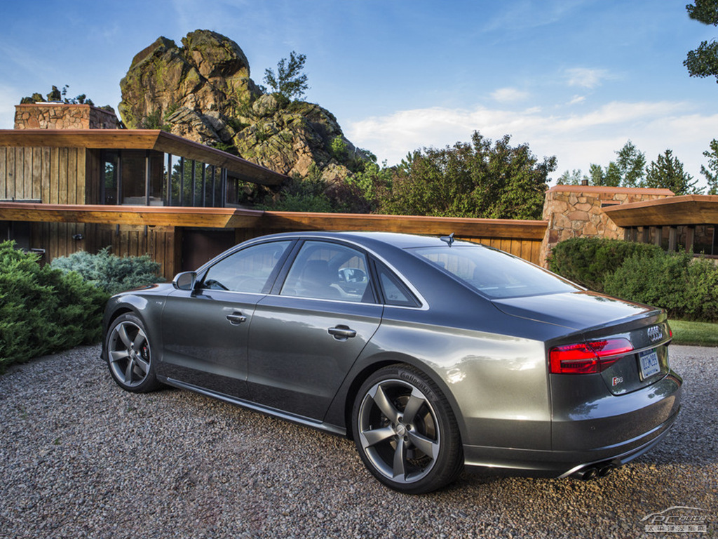 奧迪S8外觀高清大圖