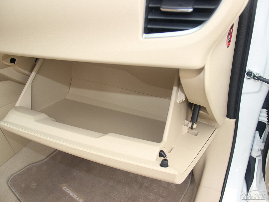 卡羅拉空間高清大圖