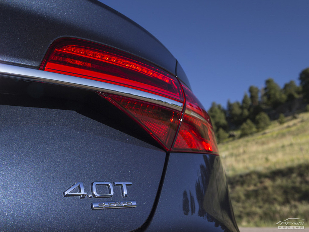 奧迪A8外觀高清大圖