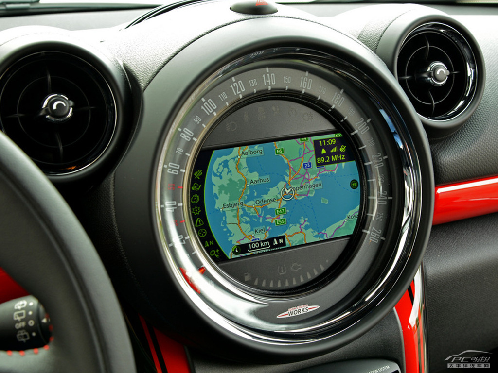 MINI JCW PACEMAN內(nèi)飾高清大圖