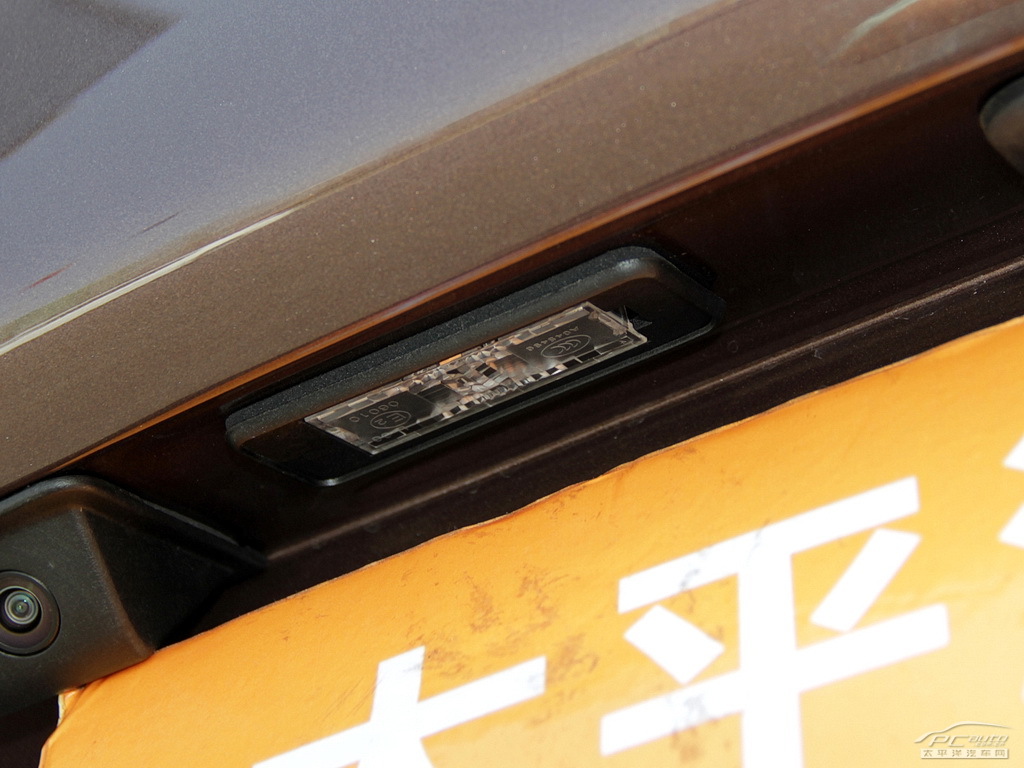 標(biāo)致2008外觀高清大圖