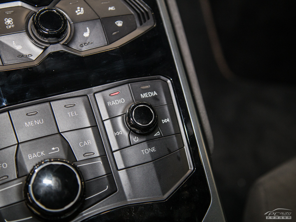 Huracán內(nèi)飾高清大圖