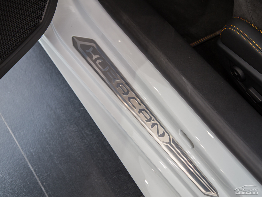 Huracán內(nèi)飾高清大圖