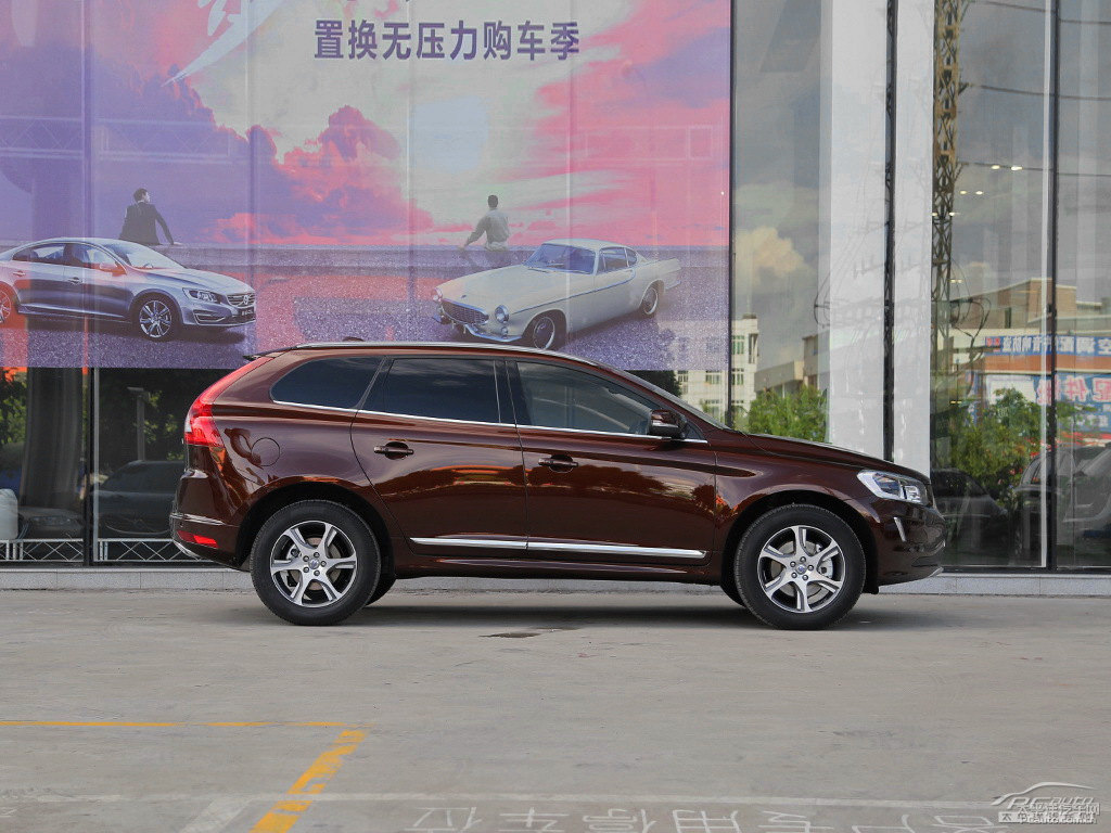 ɫ֠XC60(M)܇^^DƬ
