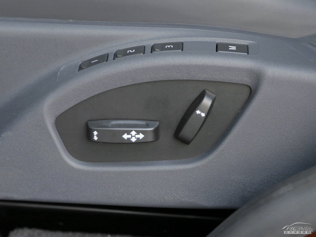 ɫ֠XC60(M(jn))΃(ni)DƬ