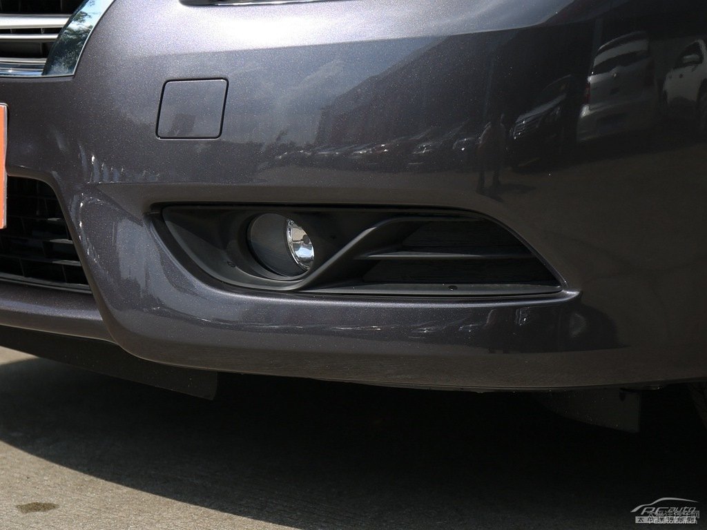 鉑金灰軒逸車(chē)頭外觀(guān)圖片