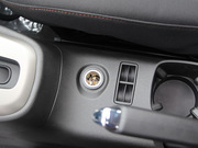 2014款 兩廂 1.6L AT 風(fēng)尚版 2014款 兩廂 1.6L AT 風(fēng)尚版