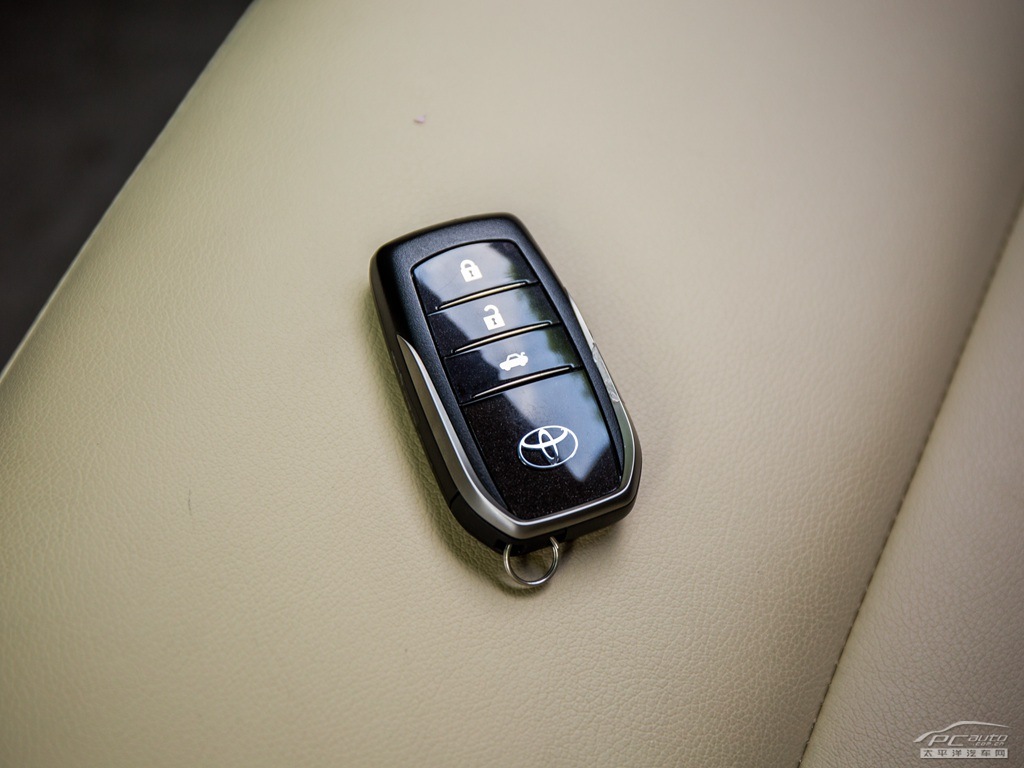 卡羅拉細節(jié)高清大圖