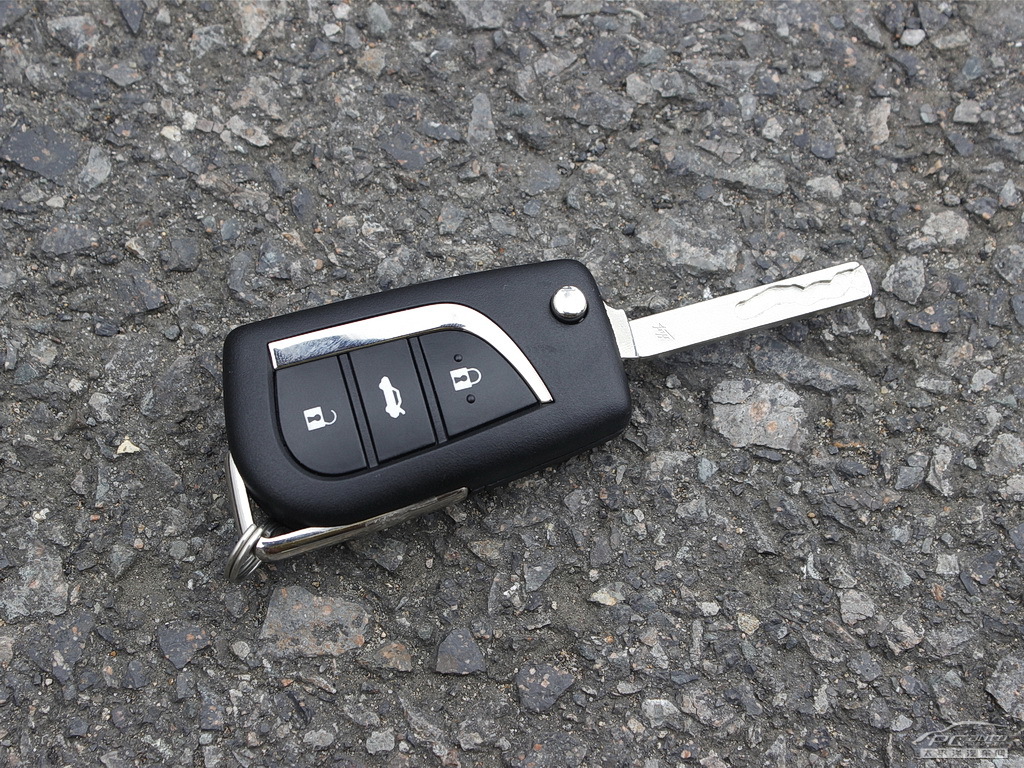 卡羅拉細節(jié)高清大圖