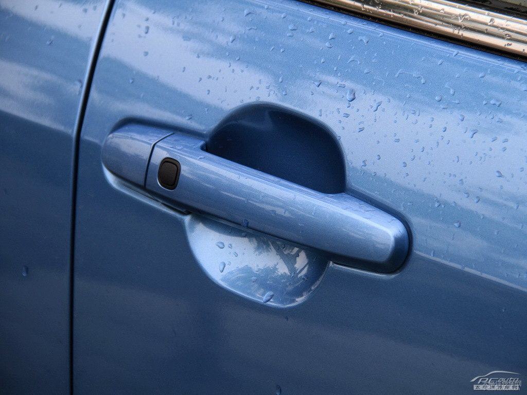 冰海藍(lán)比亞迪F3車身外觀圖片