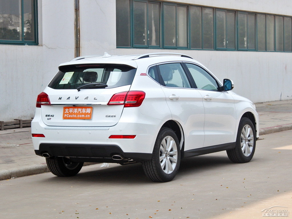 簡(jiǎn)約白哈弗H2整車(chē)外觀(guān)外觀(guān)圖片